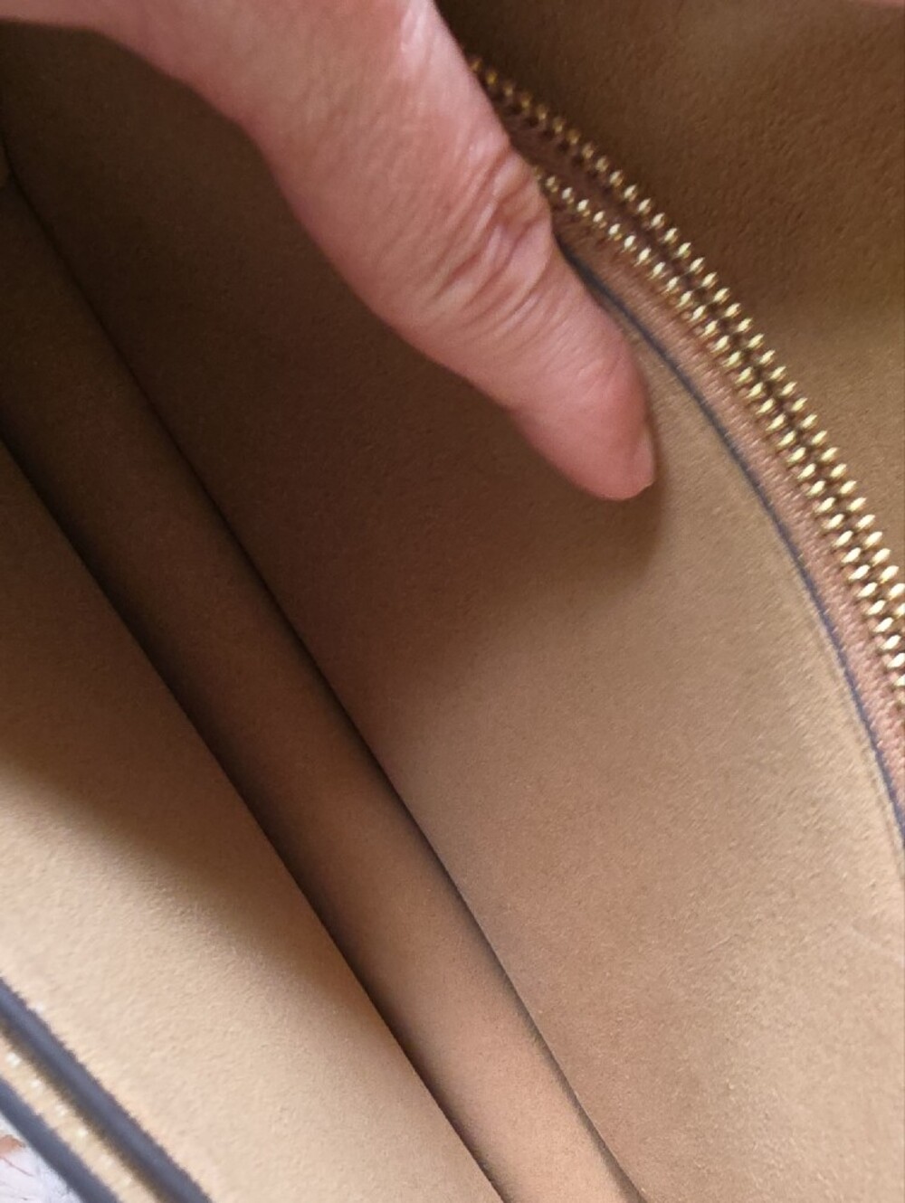 COACH Tabby 26 Leather Shoulder Bag in Honey Brown with Gold Hardware - Picture 9 of 13